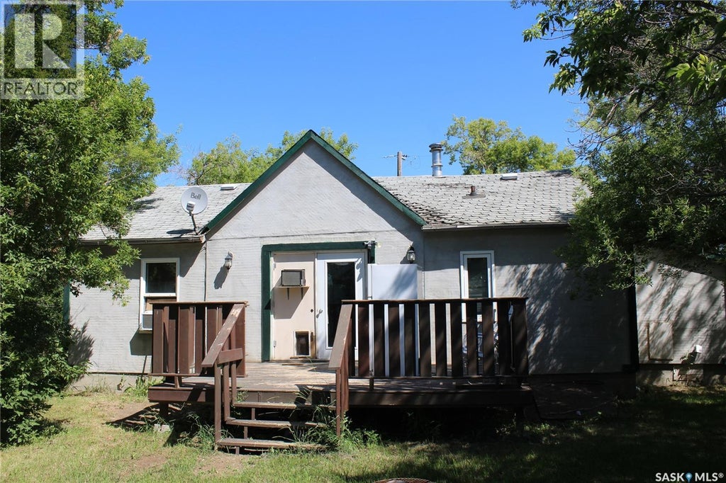 5375 Eddys Avenue, Halbrite