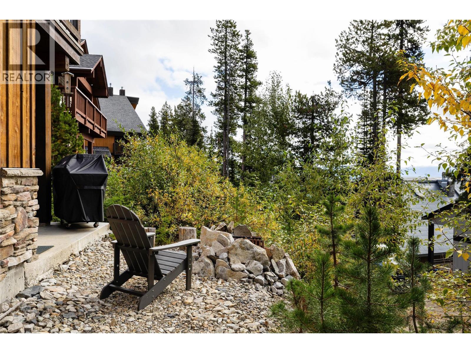 5925 Snow Pines Way Unit# 1. Big White, British Columbia