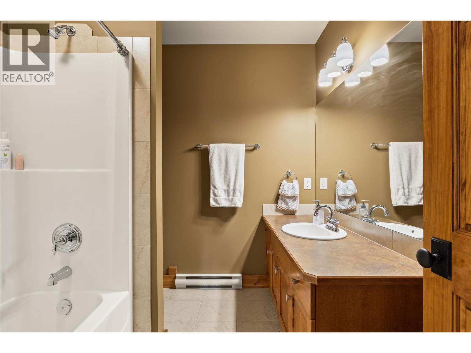 5925 Snow Pines Way Unit# 1. Big White, British Columbia