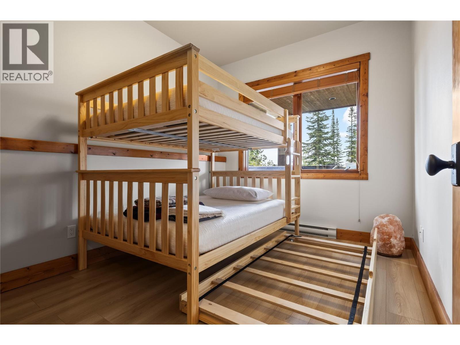 5925 Snow Pines Way Unit# 1. Big White, British Columbia