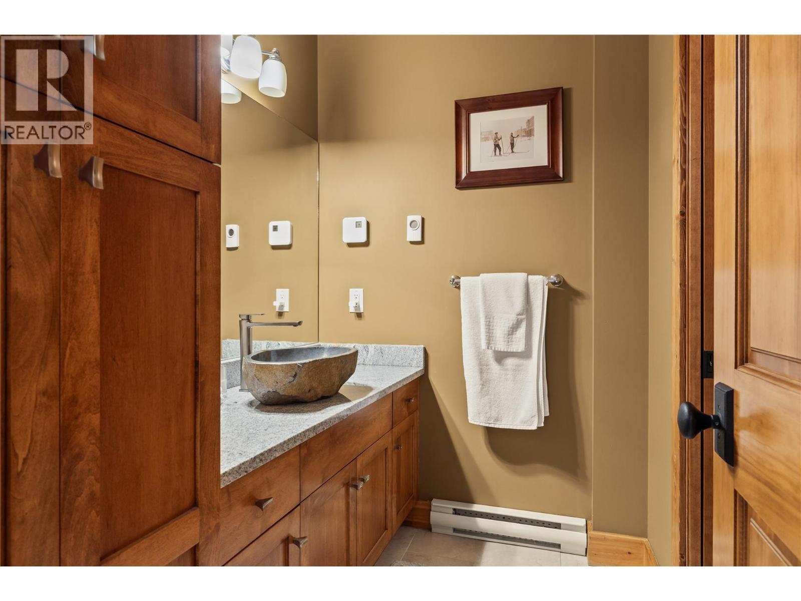 5925 Snow Pines Way Unit# 1. Big White, British Columbia