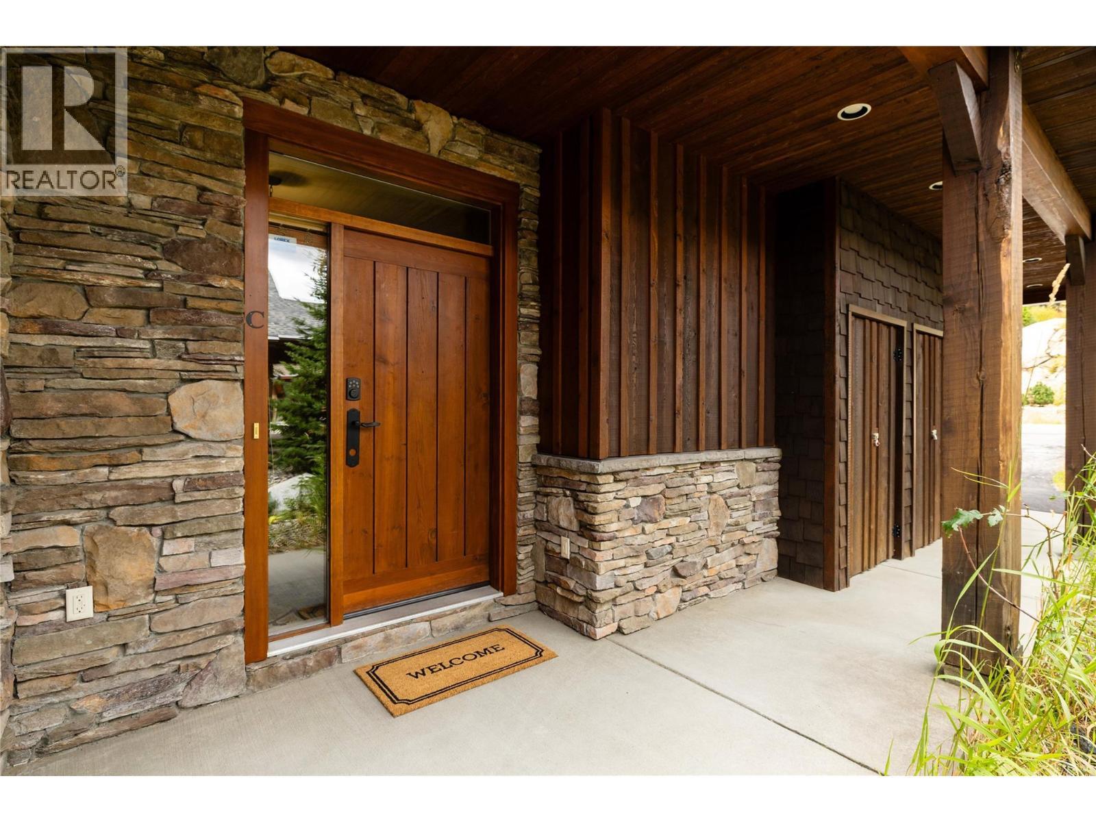 5925 Snow Pines Way Unit# 1. Big White, British Columbia