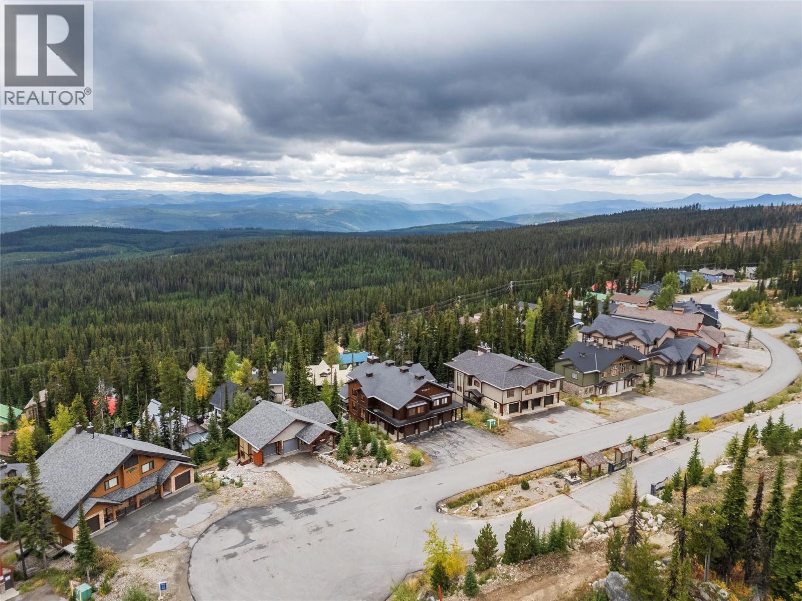 5925 Snow Pines Way Unit# 1. Big White, British Columbia