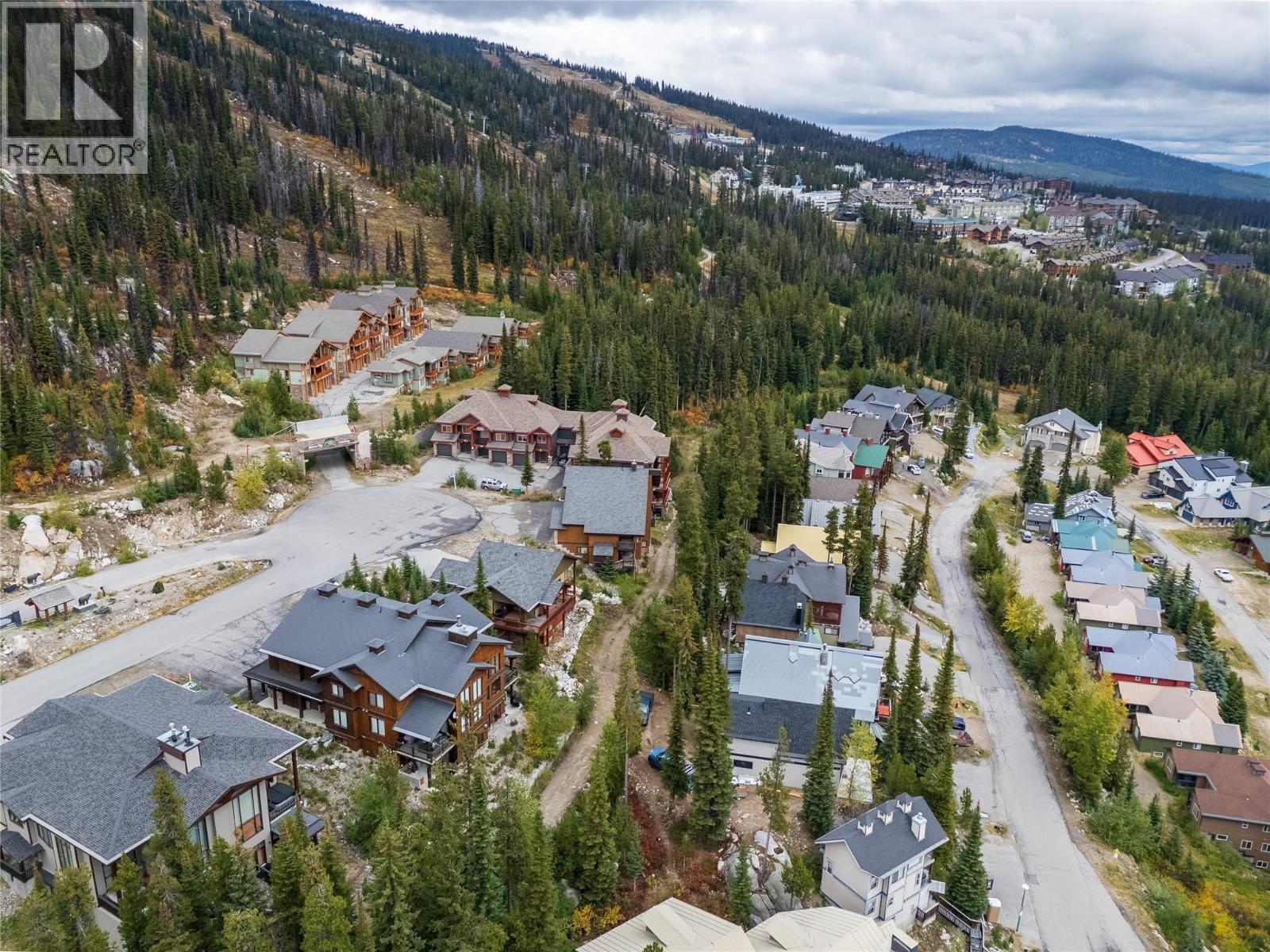 5925 Snow Pines Way Unit# 1. Big White, British Columbia