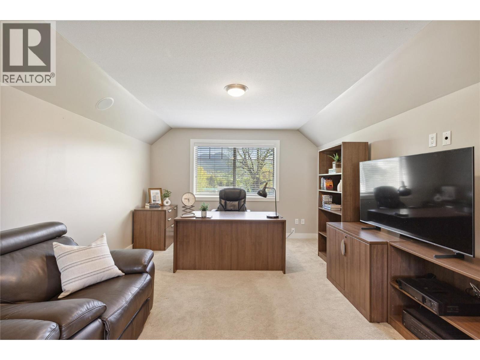 5575 Highway 6 Highway. Coldstream, British Columbia