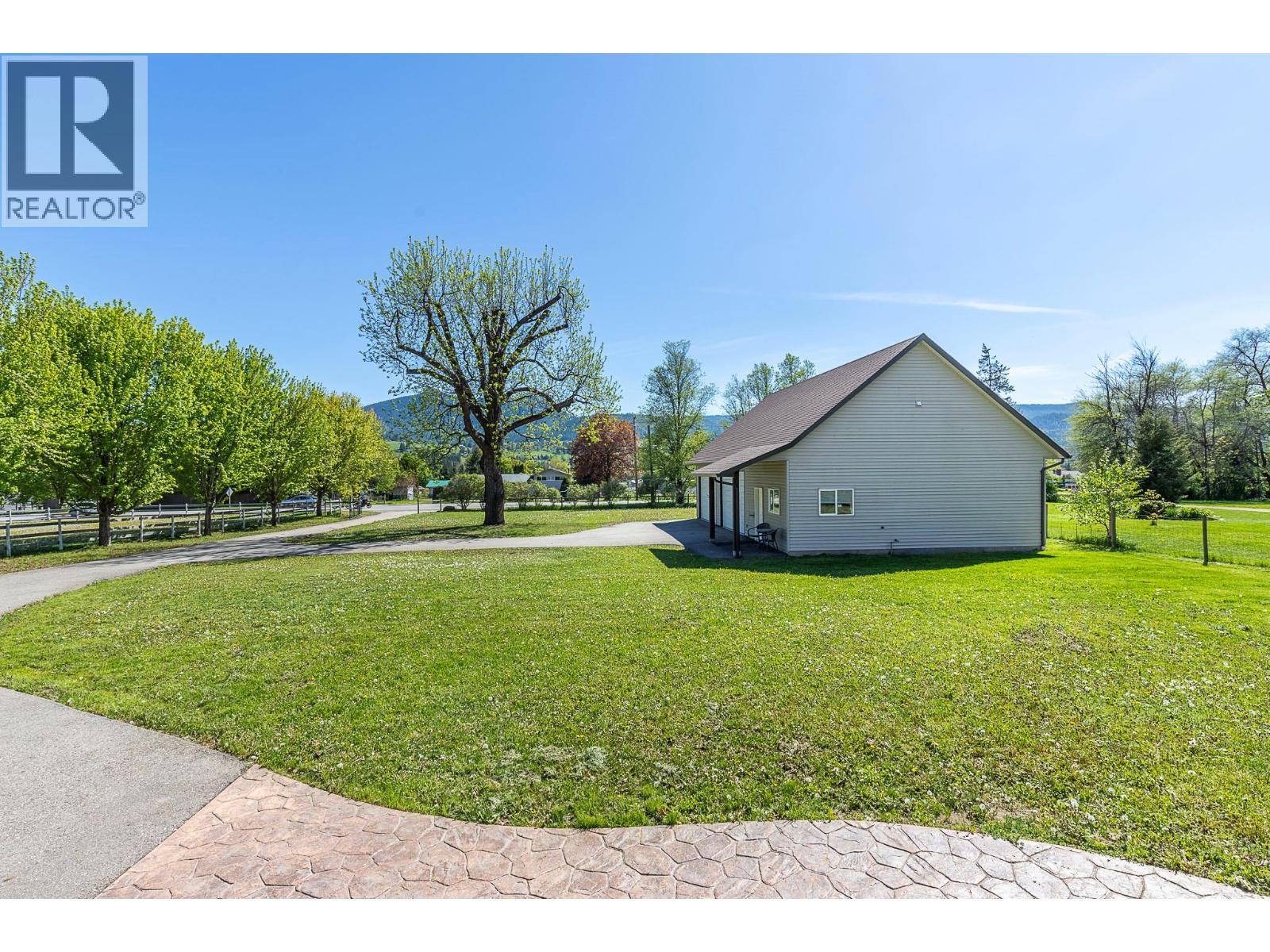 5575 Highway 6 Highway. Coldstream, British Columbia