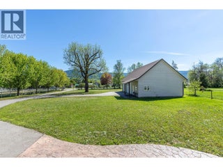 5575 Highway 6 Highway. Coldstream, British Columbia