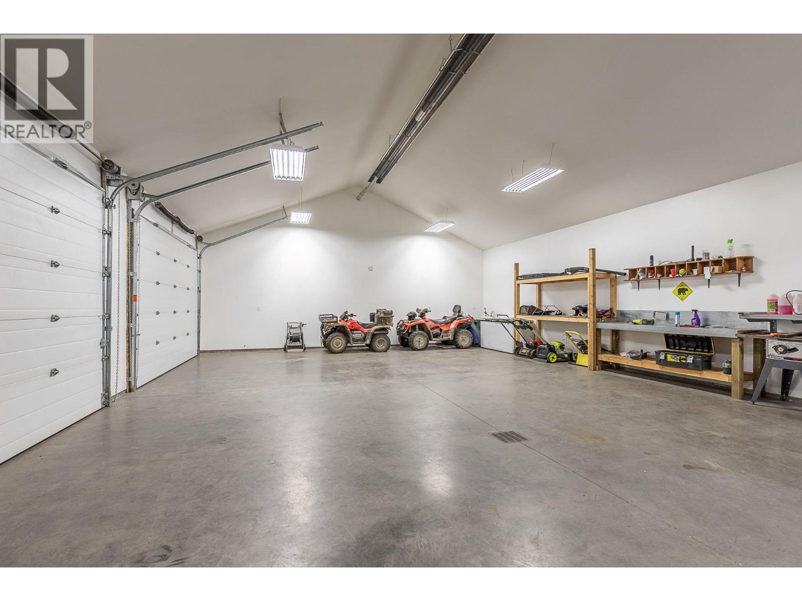 5575 Highway 6 Highway. Coldstream, British Columbia