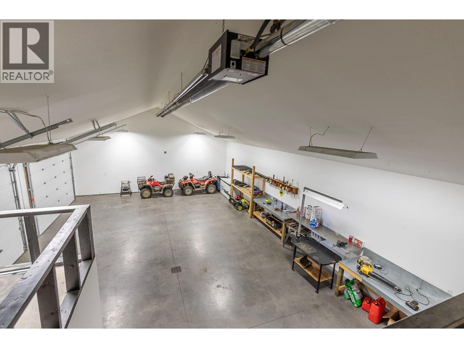 5575 Highway 6 Highway. Coldstream, British Columbia