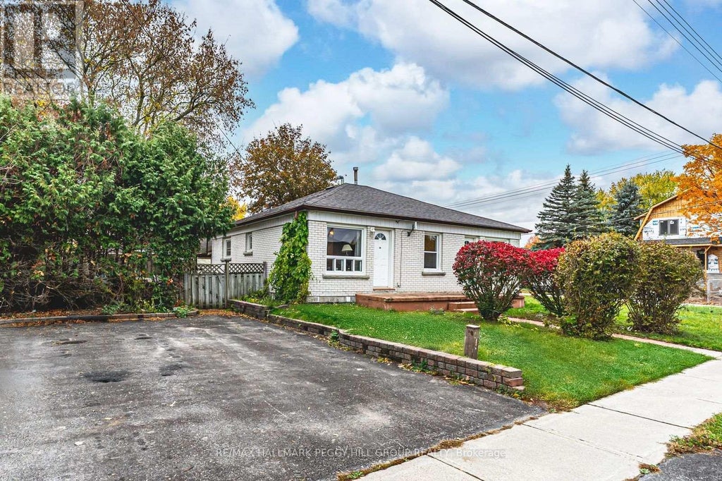 34/36 Centre Street, Essa (angus)