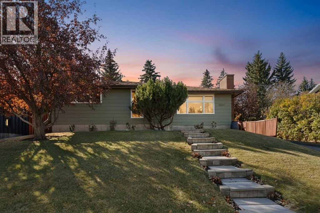 5003 Dalhart Road Nw, Calgary