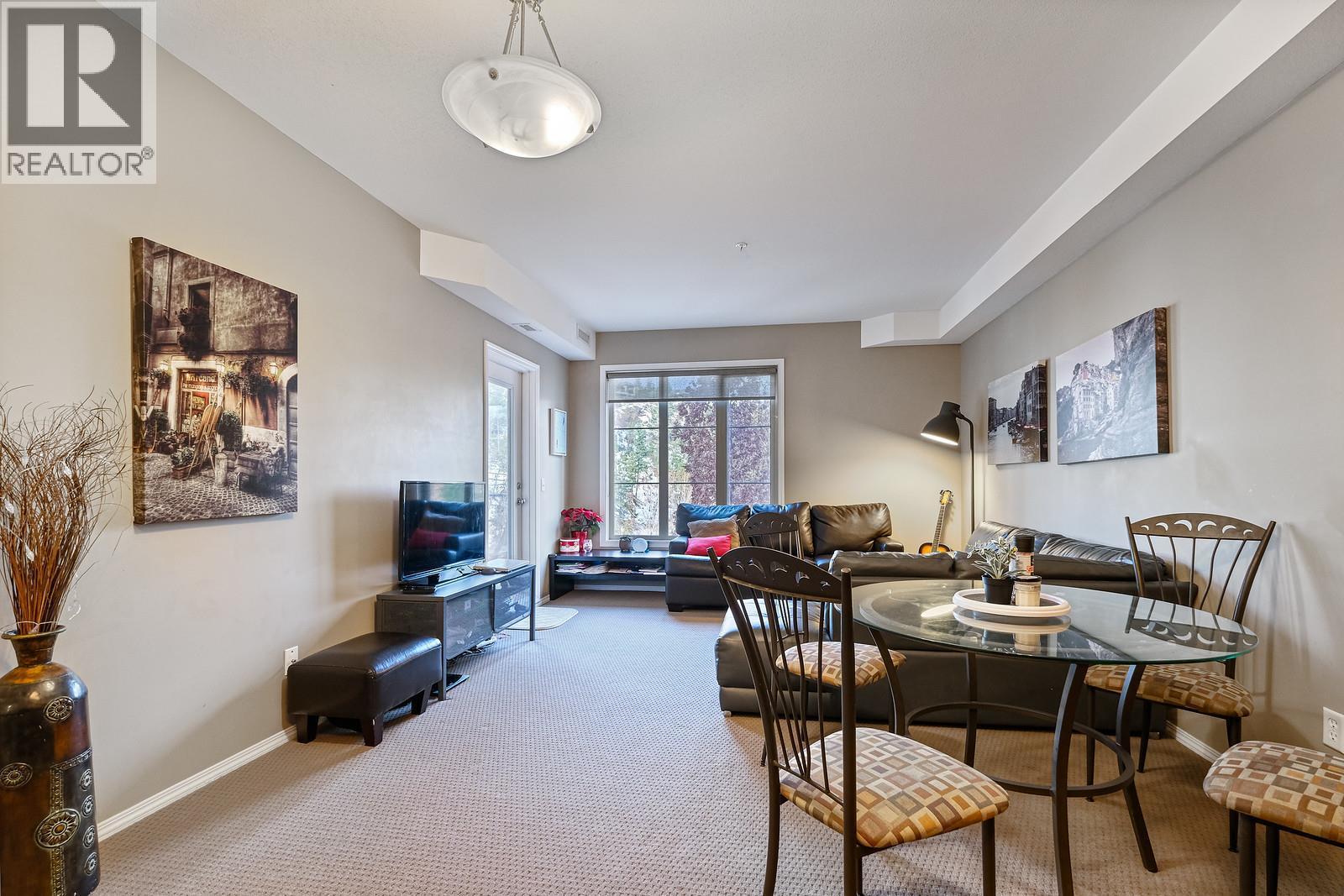 1873 Country Club Drive Unit# 2305. Kelowna, British Columbia