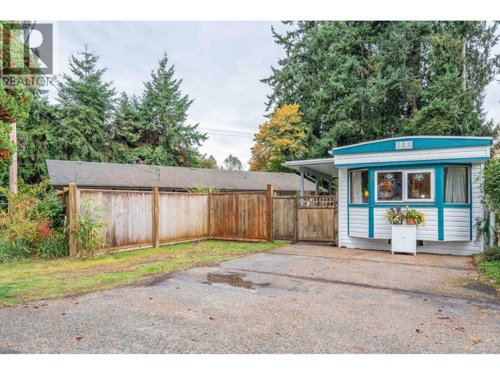 1 4514 Sunshine Coast Highway, Sechelt