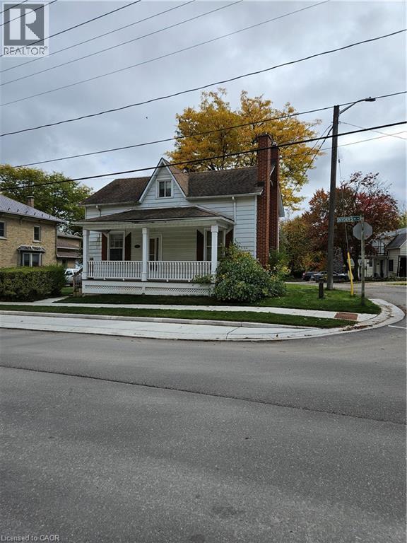 111 Snyder's Road W, Baden