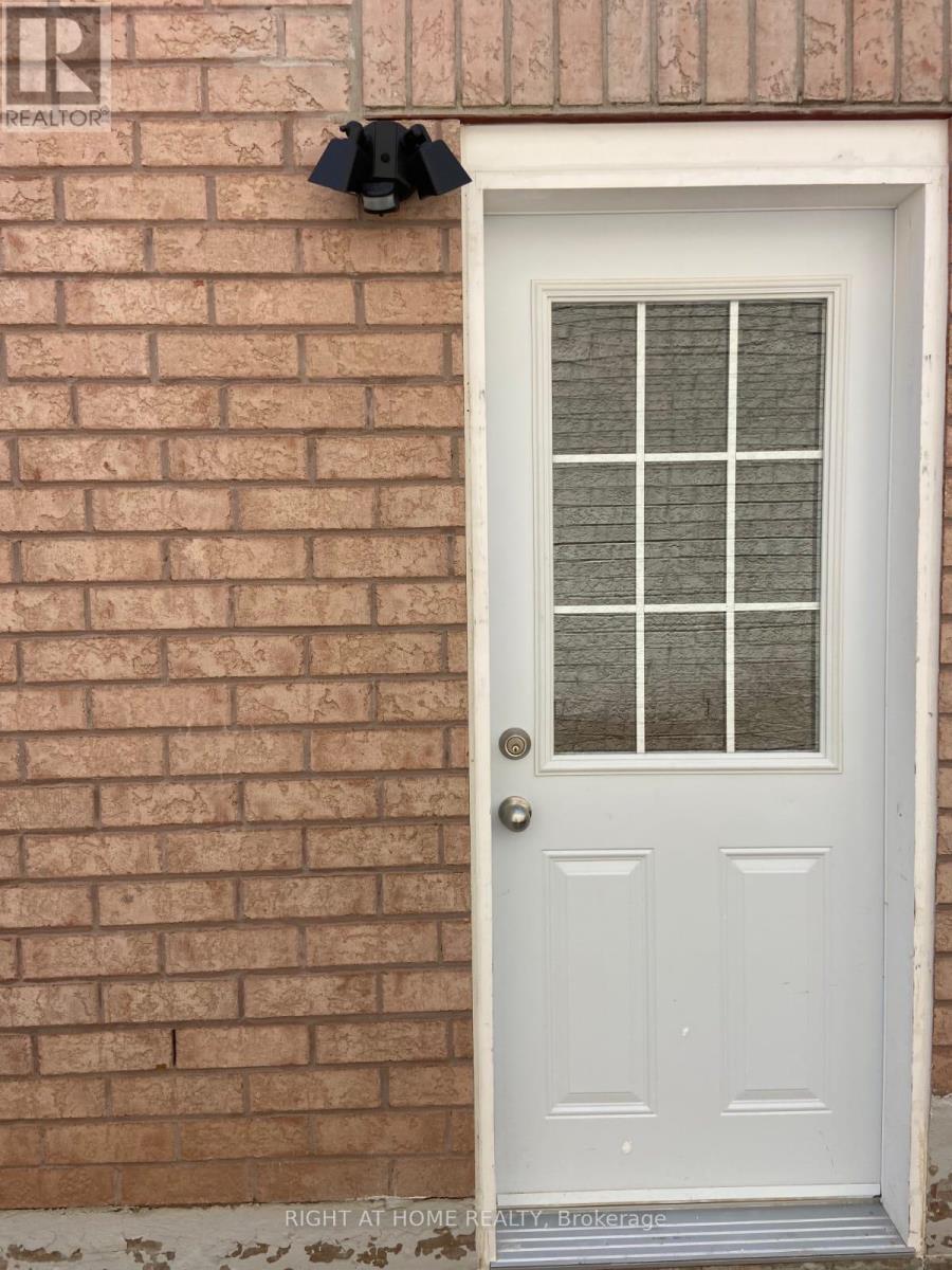 513 Grovehill Road, Oakville (ro River Oaks)