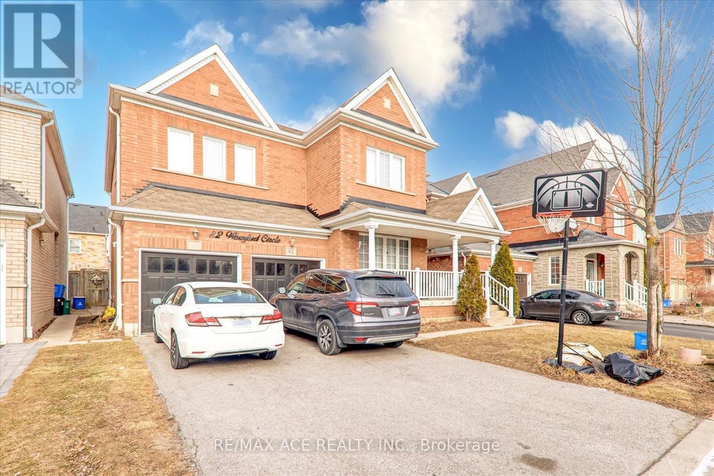 Bsmt - 82 Warnford Circle, Ajax (northeast Ajax)