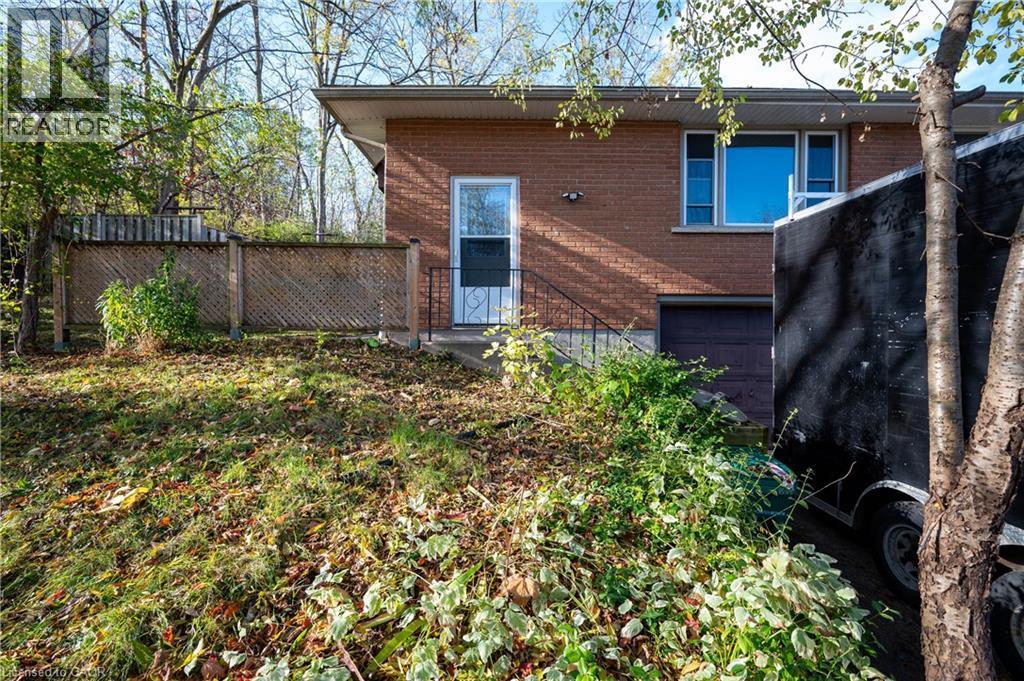 195 Woodside Avenue, Cambridge