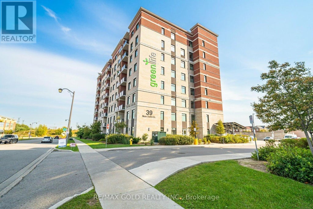 209 - 39 New Delhi Drive, Markham (cedarwood)