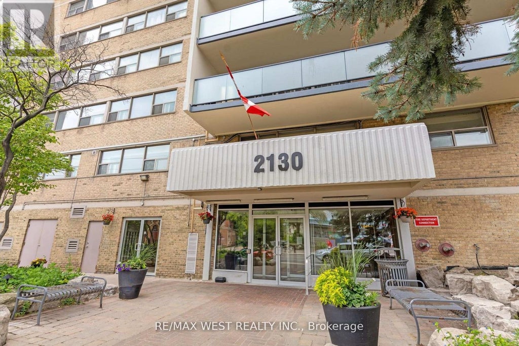 404 - 2130 Weston Road, Toronto (weston)