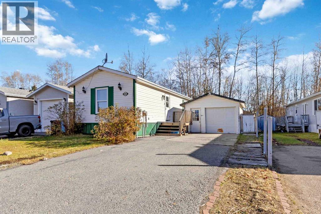 200 Harpe Way, Fort Mcmurray