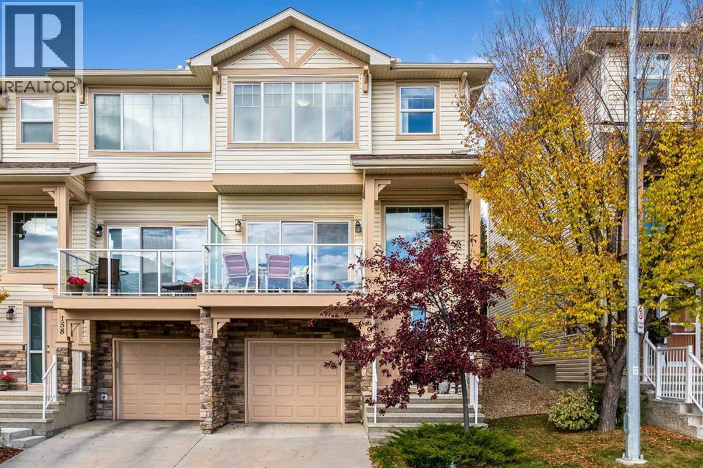 160 Sunset Point, Cochrane
