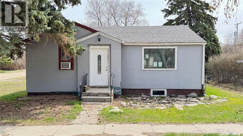 501 2nd Street, Kenaston