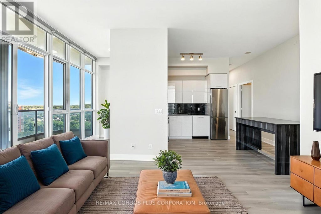 Lph15 - 9471 Yonge Street, Richmond Hill (observatory)