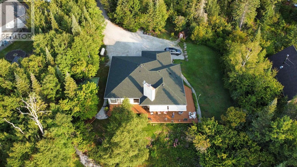 184 Island Ave, Neebing