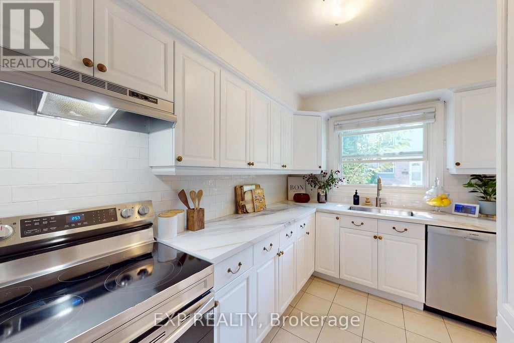 28 - 6699 Falconer Drive, Mississauga (streetsville)