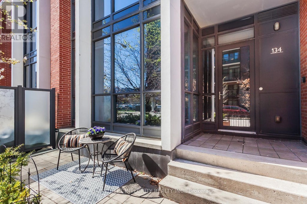 107 - 55 Regent Park Boulevard, Toronto (regent Park)