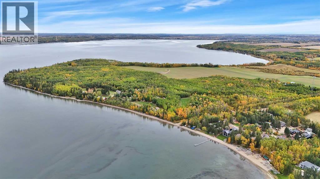 17 Hummingbird Lane, Half Moon Bay