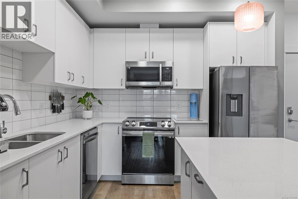 109w 140 Jensen Avenue W, Parksville