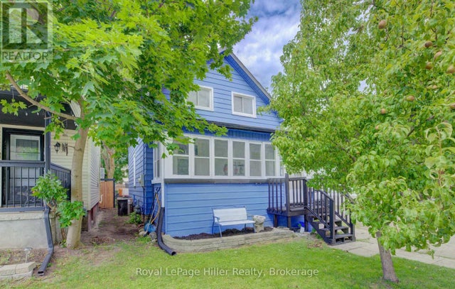 104 Trinity Street, Stratford