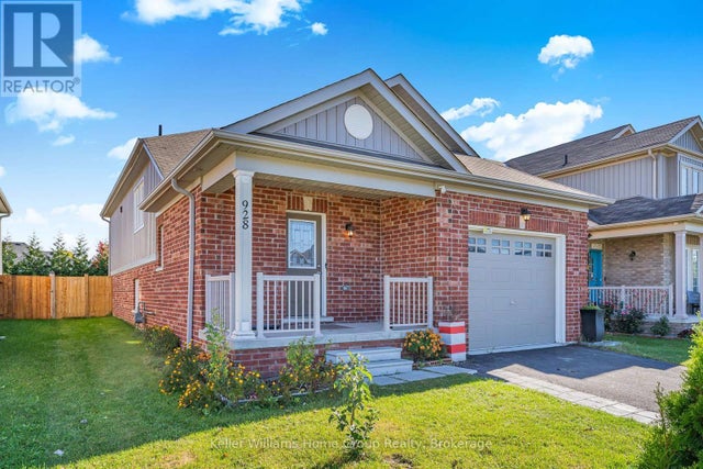 928 Hannah Avenue S, North Perth (listowel)