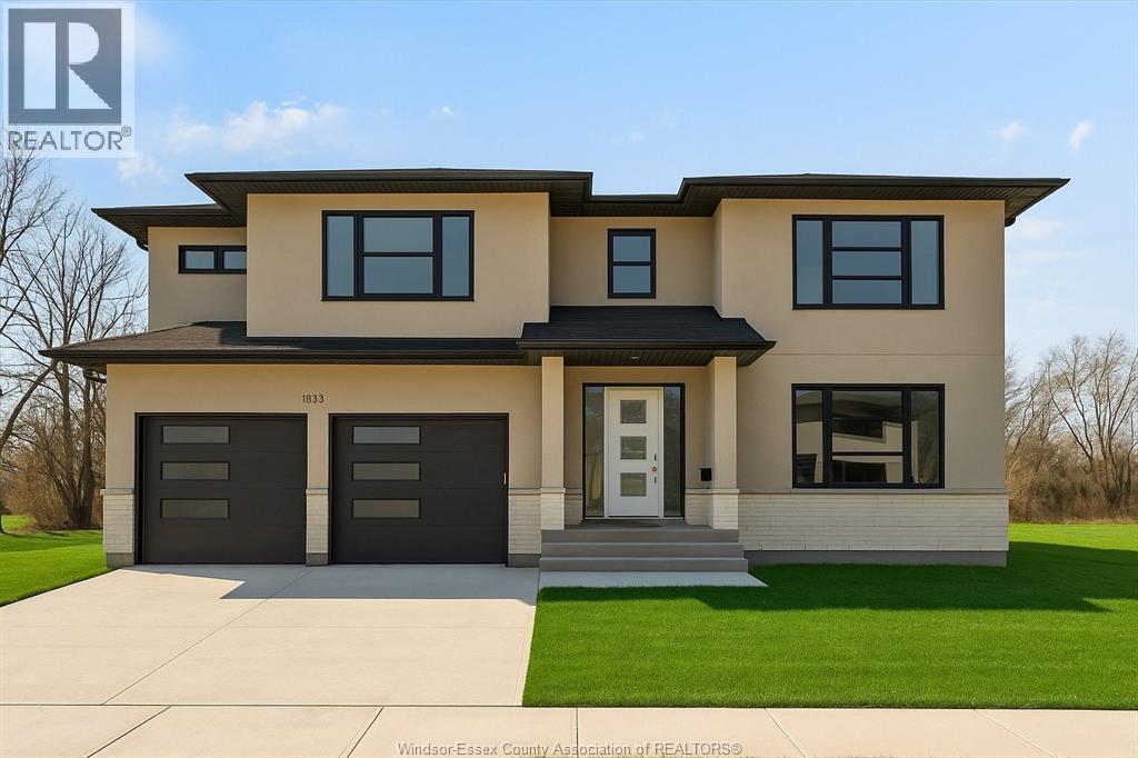 2548 Mayfair Avenue South, Lasalle