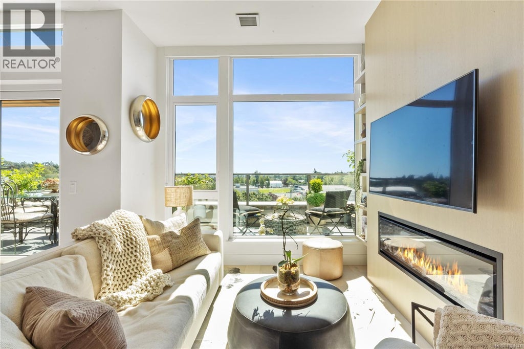 503 1216 Carlisle Avenue, Esquimalt