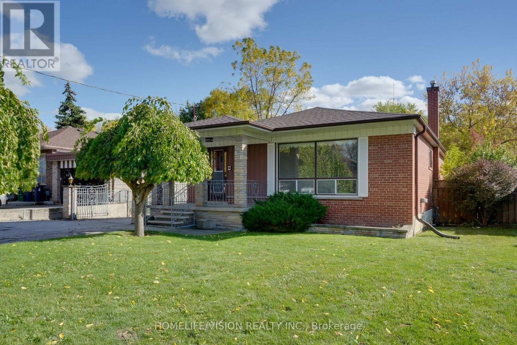 239 Epsom Downs Drive, Toronto (downsview-Roding-Cfb)