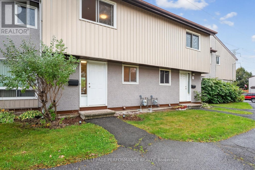 118 - 176 Woodfield Drive, Ottawa