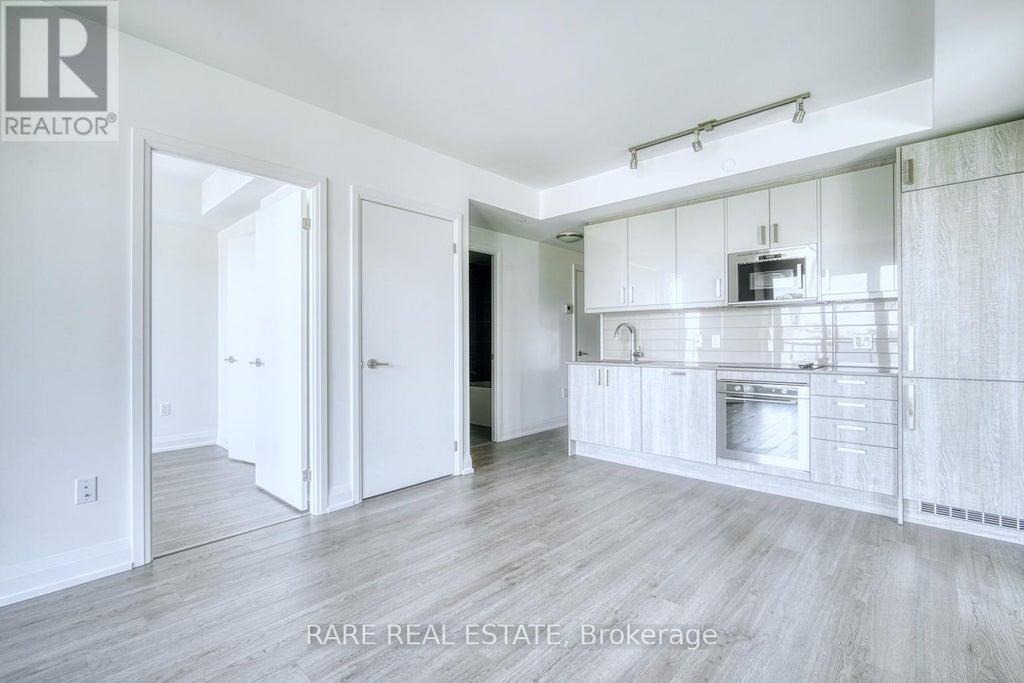 2008 - 77 Mutual Street, Toronto (church-Yonge Corridor)