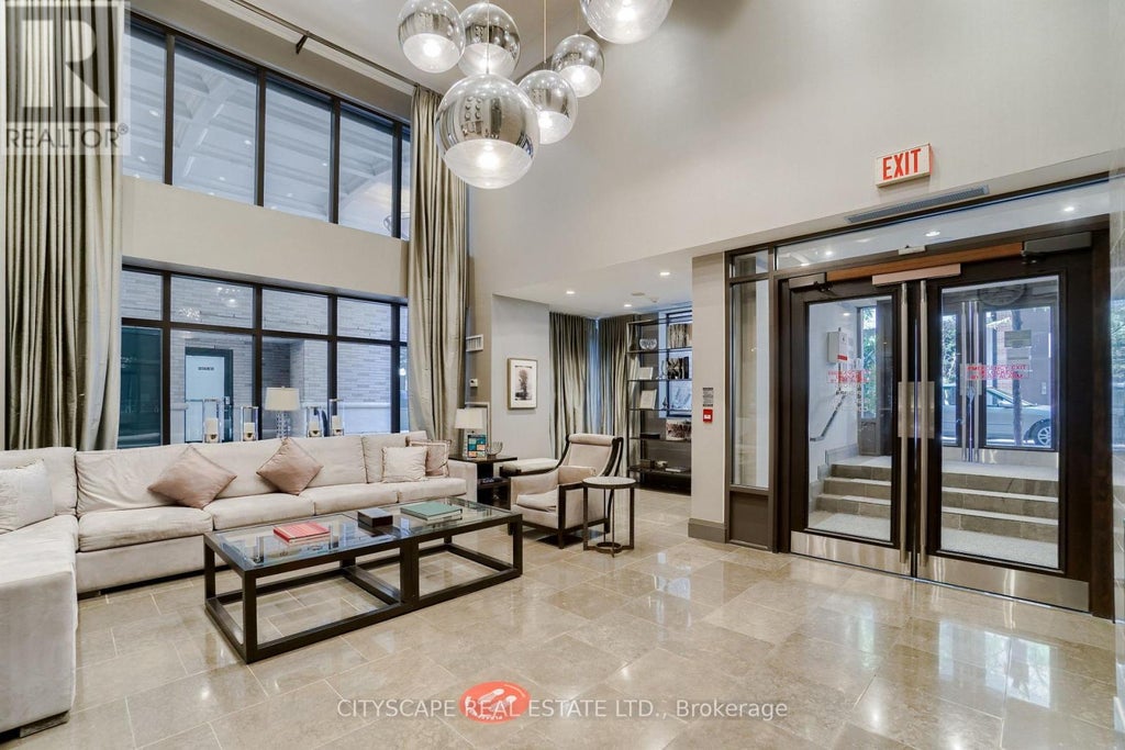 809 - 35 Hayden Street, Toronto (church-Yonge Corridor)