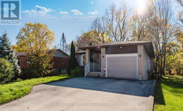 665 7th Street E, Owen Sound