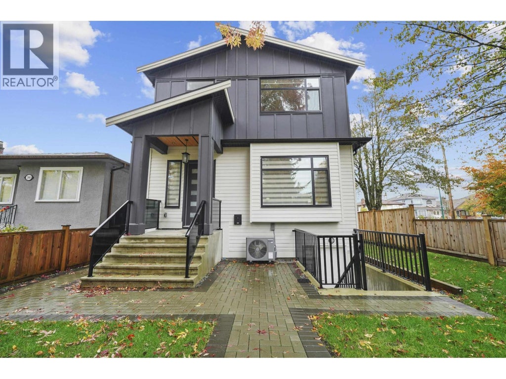 2995 E 17th Avenue, Vancouver