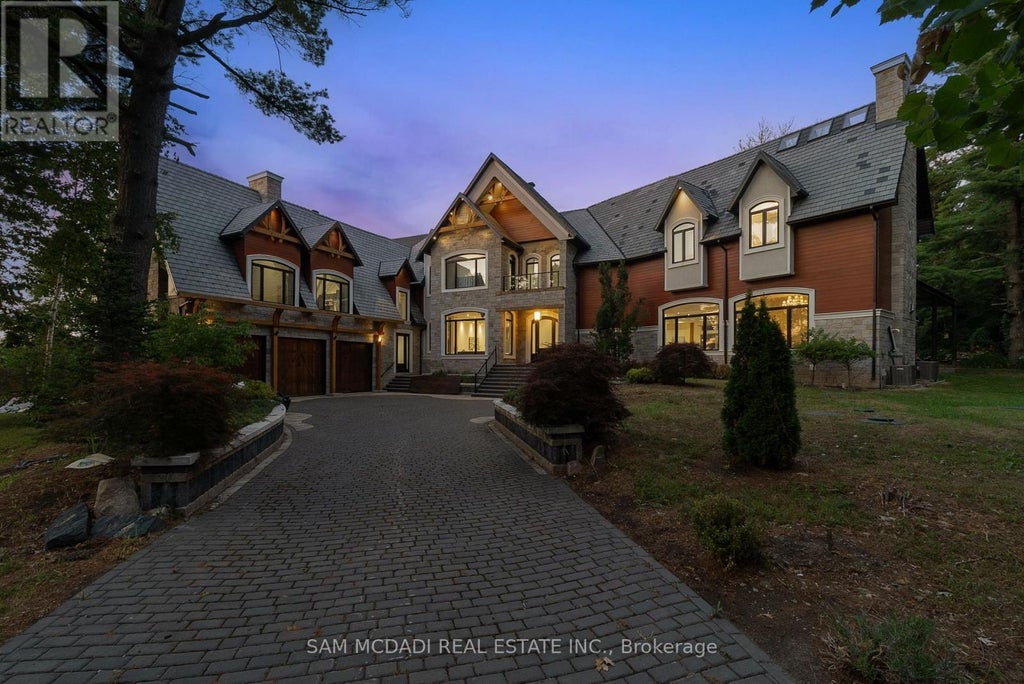 15 Glenview Heights Lane, King