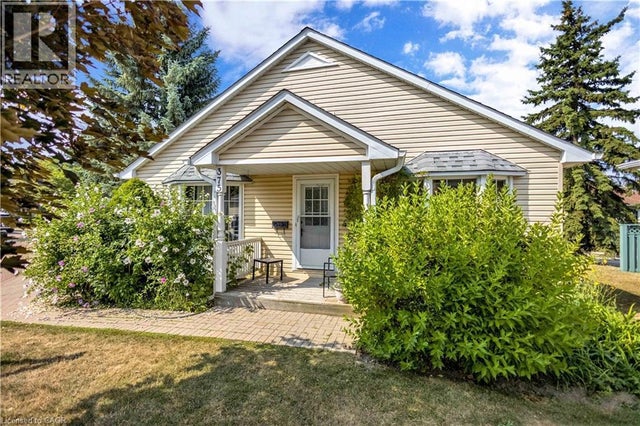 375 Silverbirch Boulevard, Hamilton