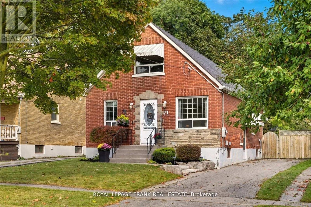 71 Lasalle Avenue, Oshawa (central)
