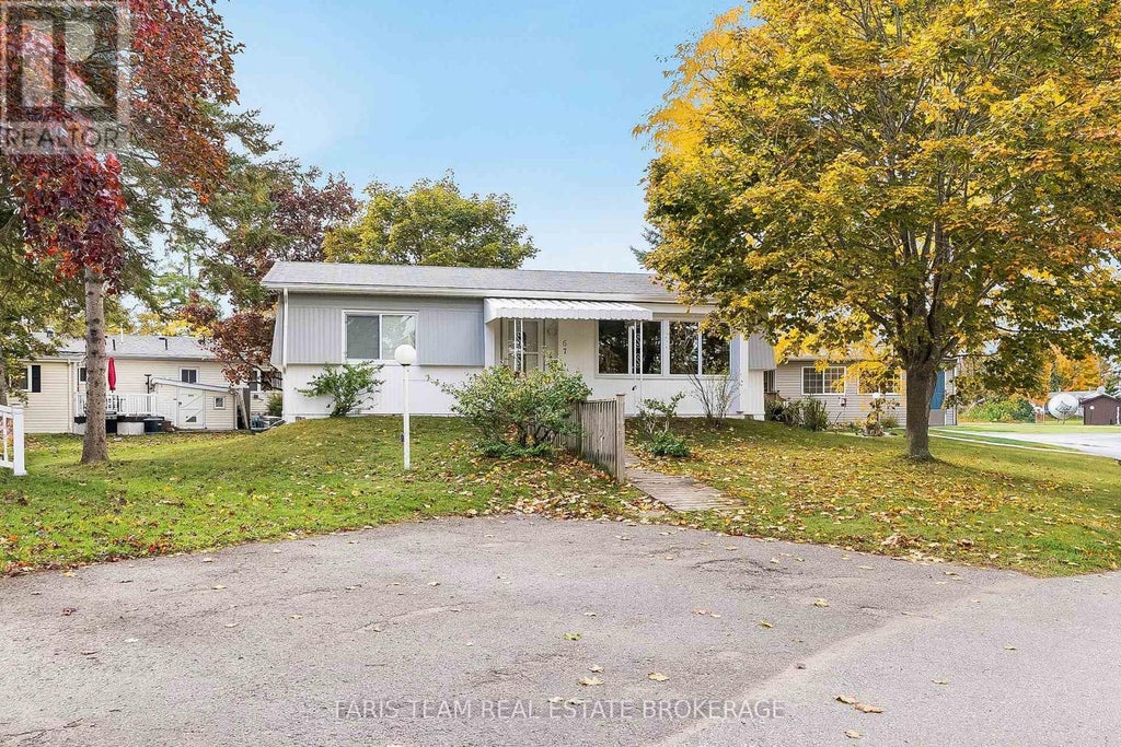 67 Main Street, Innisfil