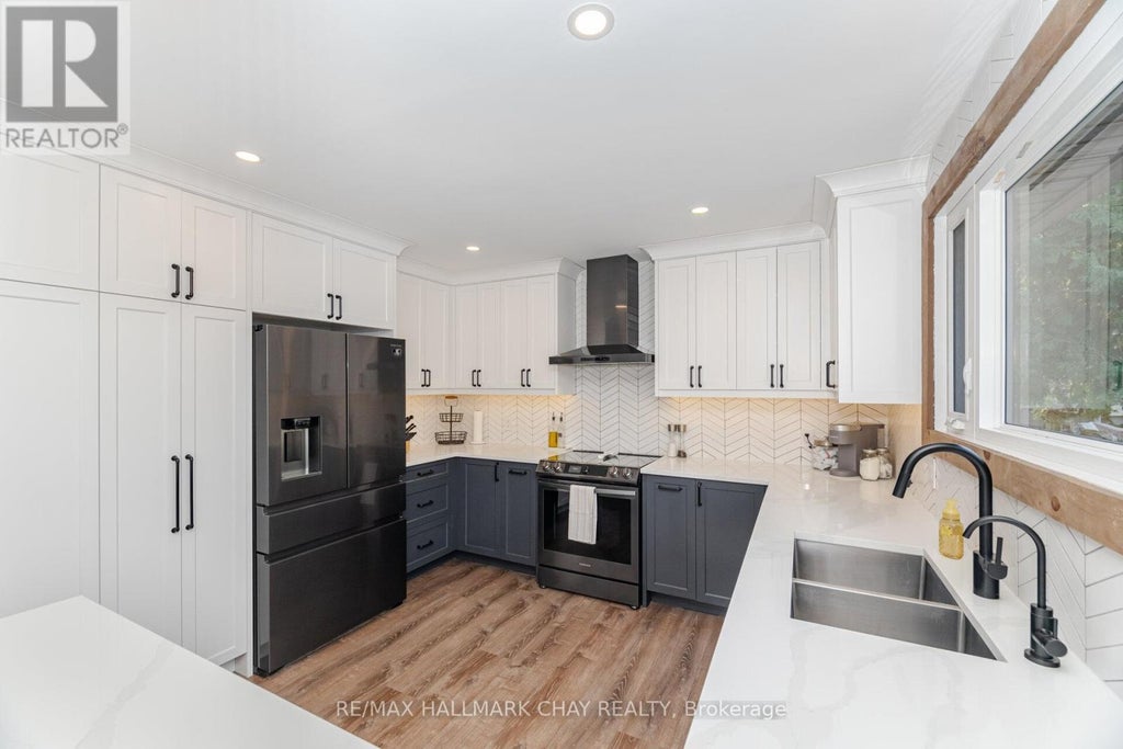 731 Pinegrove Avenue, Innisfil