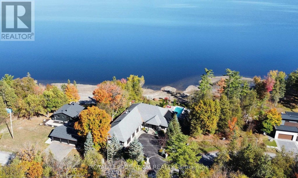 3886 Armitage Avenue, Ottawa