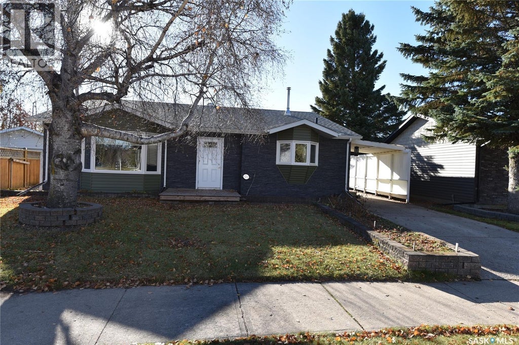 1211 1st Street E, Nipawin