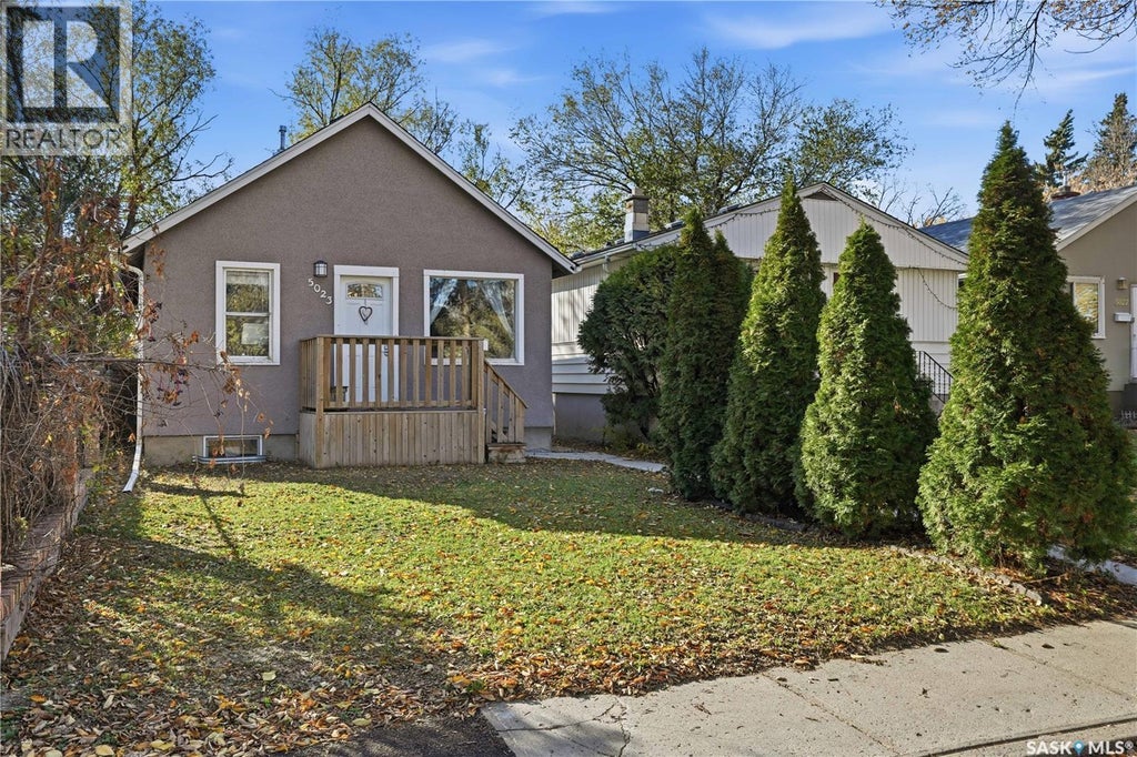 5023 8th Avenue, Regina